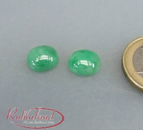 Jade - Cabochon Paar - echtes Jadeit in hellem Gr�n 9x10 mm
