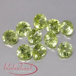 6 x Peridot - oval und rund facettiert - ca. 10 - 11 ct gesamt