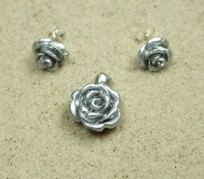 Rosen Set aus Resin an 925 Silber ca. 20 x 14 mm