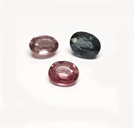 3 x Spinell aus Burma / Myanmar facettiert ca. 8 x 6 mm / ca. 4,85 ct. Gesamtgewicht