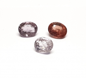 3 x Spinell aus Burma / Myanmar facettiert ca. 8 x 6 mm / ca. 4,90 ct. Gesamtgewicht