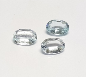 2 x Aquamarin - oval facettiert - ca. 5x3 mm / ca. 0,3 ct. Gesamtgewicht