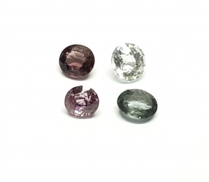 4 x Spinell aus Burma / Myanmar oval facettiert ca. 6,1-6,7 x 6,6-7,6 mm / ca. 5,85 ct. Gesamtgewicht