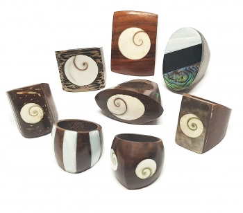 5er Set Fingerringe aus Holz mit Einlegearbeit - versch. Varianten