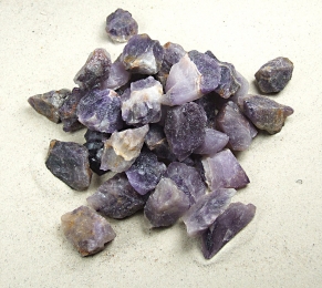 5 Kg Amethyst Deko Chips Rohsteine dunkel ca. 20-30 mm aus Indien