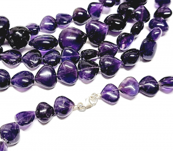 Amethyst dunkel / Halskette Herz - Tropfen ca. 12-14 mm / ca. 45cm mit 925 Silberkarabiner