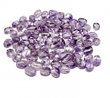 92 gebohrte Amethyst Perlen ca. 9x6 bis 10x8 mm  