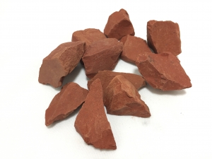 25 Kg roter Jaspis Deko Chips Rohsteine aus Brasilien ca. 20-50 mm