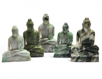 Buddha Statue aus Jadeit / Jade A/B Qualitt mit Sockel aus einem Stck ca. 75-100 mm