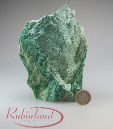 Fuchsit mit Anschliff zum aufstellen aus Brasilien ca. 400 - 500 gr.