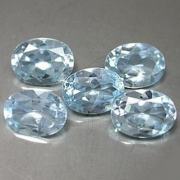 blauer Topas leicht blau - 16 x 12 mm - ca. 11,3 ct.