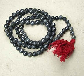 Mala aus grau schwarzer Jade 108 Perlen ca. 10-12 mm ca. 110 - 120 cm