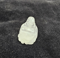 Happy Buddha - Anhänger aus Bergkristall mit senkrechter Bohrung ca. 30x25x25 mm - Einzelstück
