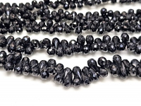 Spinell schwarz Pampelstrang�facettiert ca. 4x6 bis 5x7 mm�/ ca. 40 cm