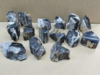 B/C - Qualit�t schwarzer Turmalin / Sch�rl�Anschliff aus Indien�ca. 200-300 gr.